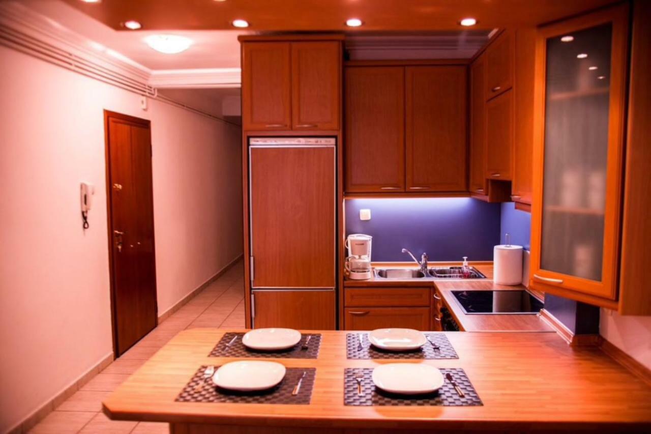 City Heart Apartment Thessaloniki Buitenkant foto
